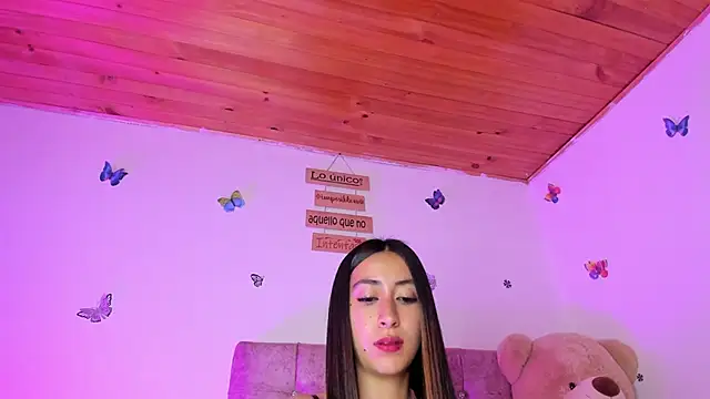 Lia_Roses3x webcam