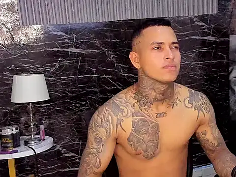 tyler_bell_ webcam