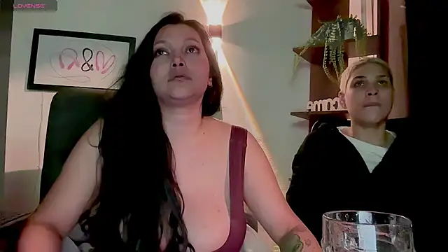 MarcellaGriffin webcam