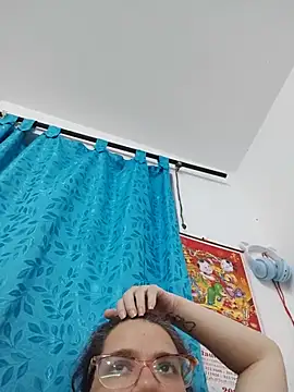 karlythoth@xh webcam