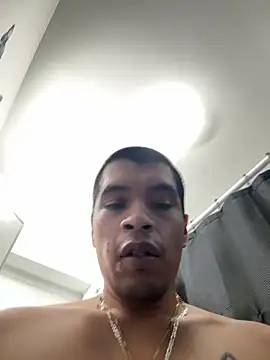 Hottdaddii webcam