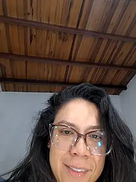 Aila_Phone webcam
