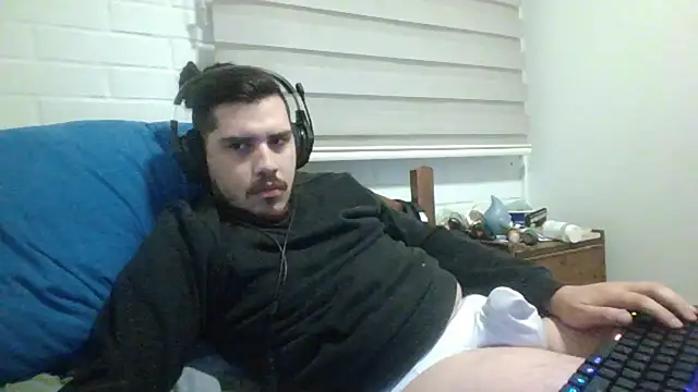 hung_weeb webcam