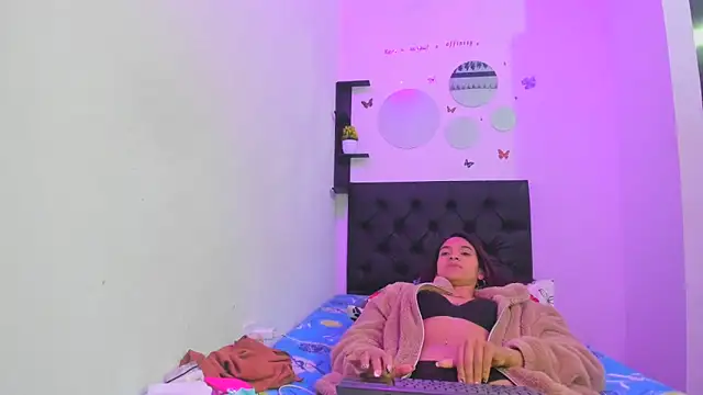 sapphire_brown20 webcam
