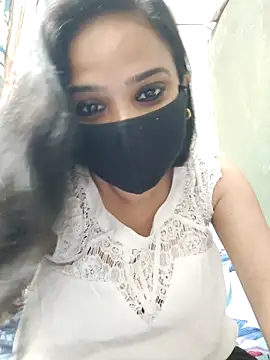 Amrita_Thakur01 webcam