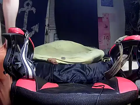 ATwinkie live sex cam