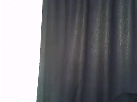 Luna_en_Gee webcam