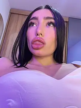 Maddy_Jones webcam
