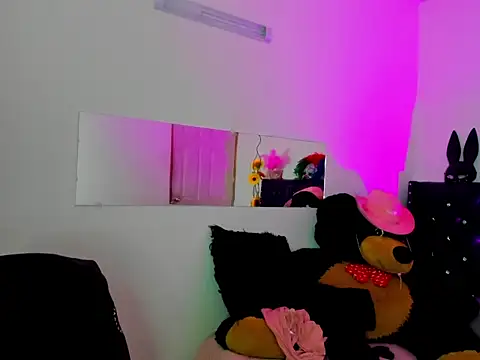 BlakeNoir_ webcam