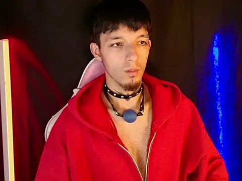 dark_men1 webcam