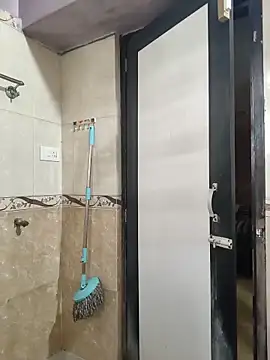 hornyzinia123