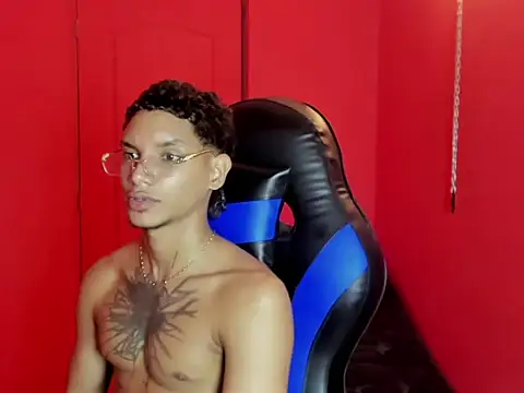 kai_storm77 webcam