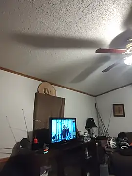 Hootie421 webcam