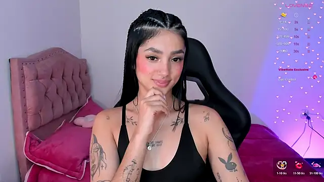 Lizzie_corner_v webcam