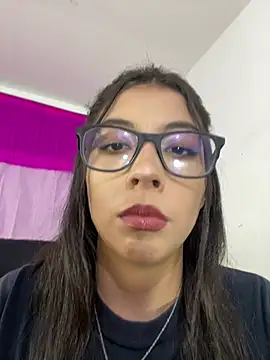 mya_pariis webcam