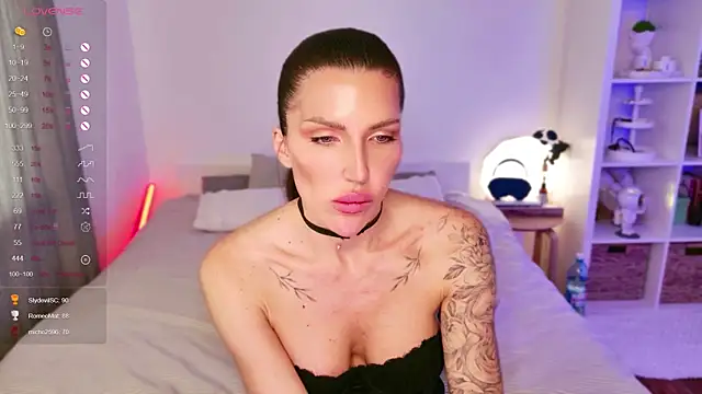 Sasha_Miro webcam