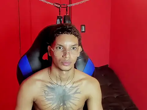 kai_storm77 webcam