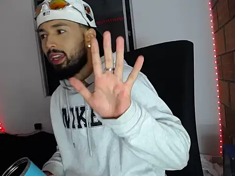 camilorestrepo77 webcam