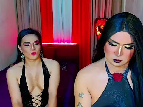 Incredible_Shemale webcam