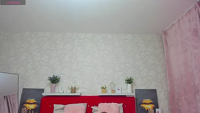 KattyPeachX webcam