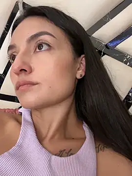 MiaKane99 webcam
