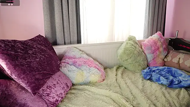 AsianSweetMilf webcam