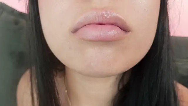 mia_roux1 webcam