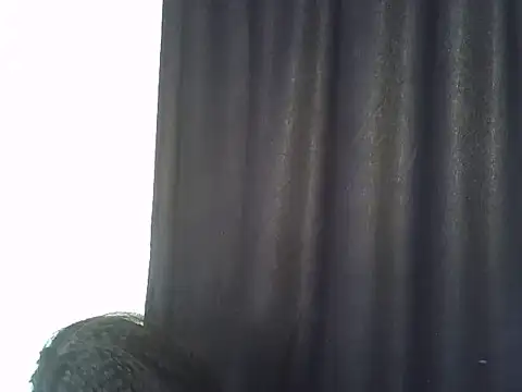 Luna_en_Gee webcam