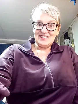 irinamaux live cam