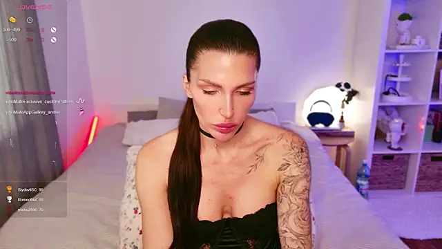 Sasha_Miro webcam