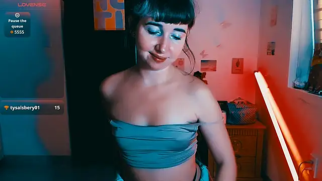 Cosmo_Riri webcam