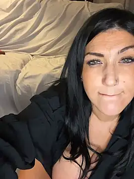 LittleMissEeve webcam