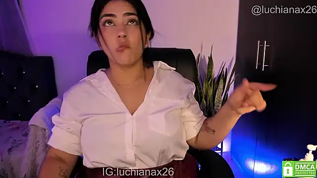 lucy26_ webcam