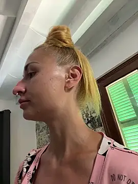 kylie_blck webcam