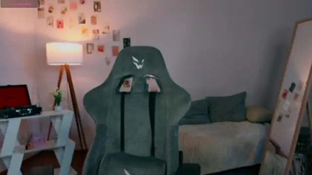 rebbekkakowalski live sex cam