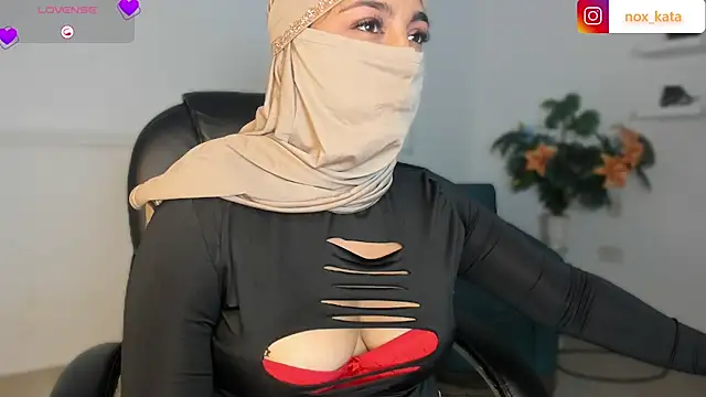 ailinn_sahara webcam
