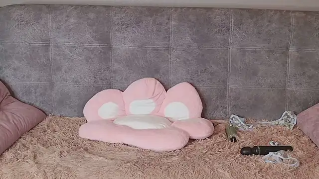 Curvy_Dynamite_ webcam