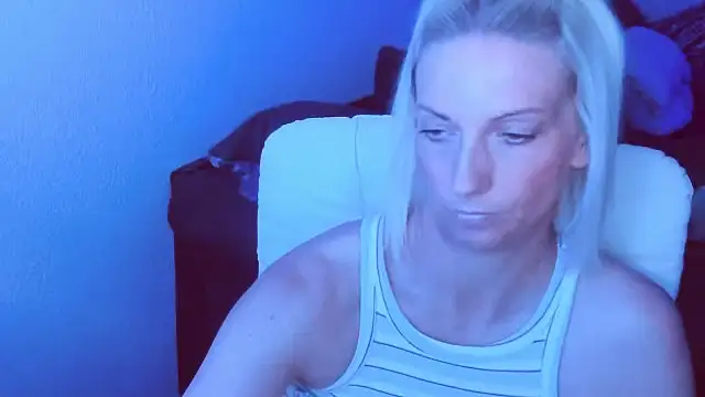 SexyJulia21 webcam