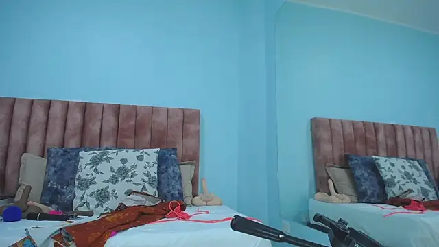 nana_levy webcam