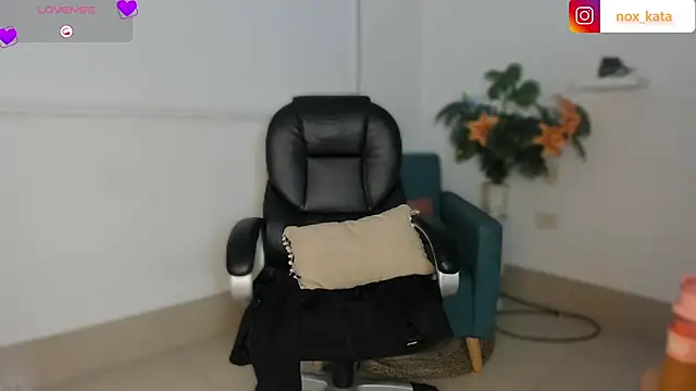 ailinn_sahara webcam