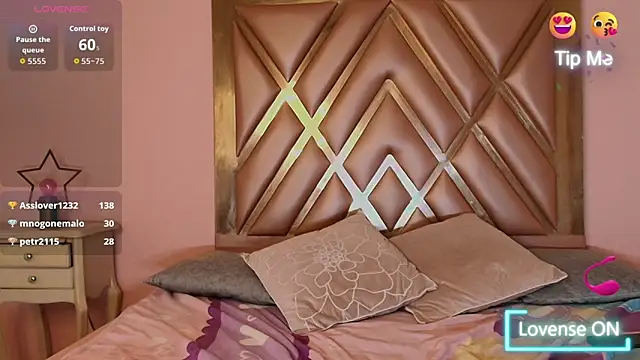 lilithrouse_ webcam