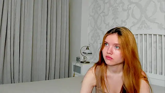 Eva__Lewis small frame webcam model