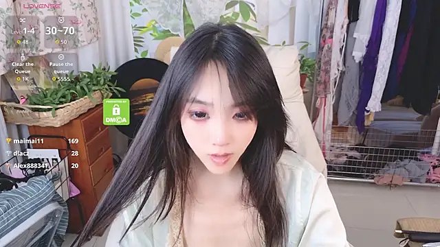 aquarius-Tianbao platform heels cam girl