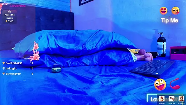 Nikki_Vesper webcam