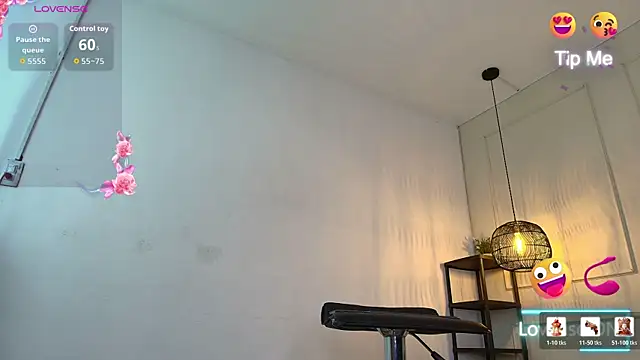 SashaVellor webcam