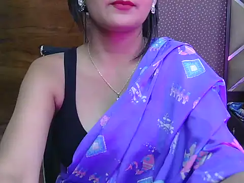 miss-riyaa webcam