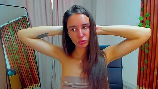 NicoleWells22 webcam