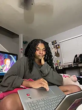 XKimmyGreen webcam