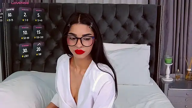 EmeliaNovelo webcam