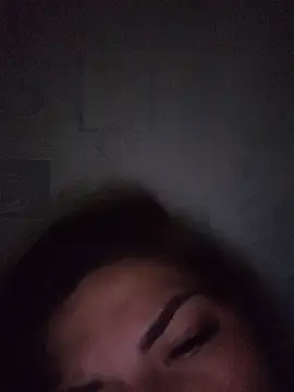 mila_curvy webcam
